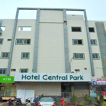 Hotel Central Park Ongole Dış mekan fotoğraf