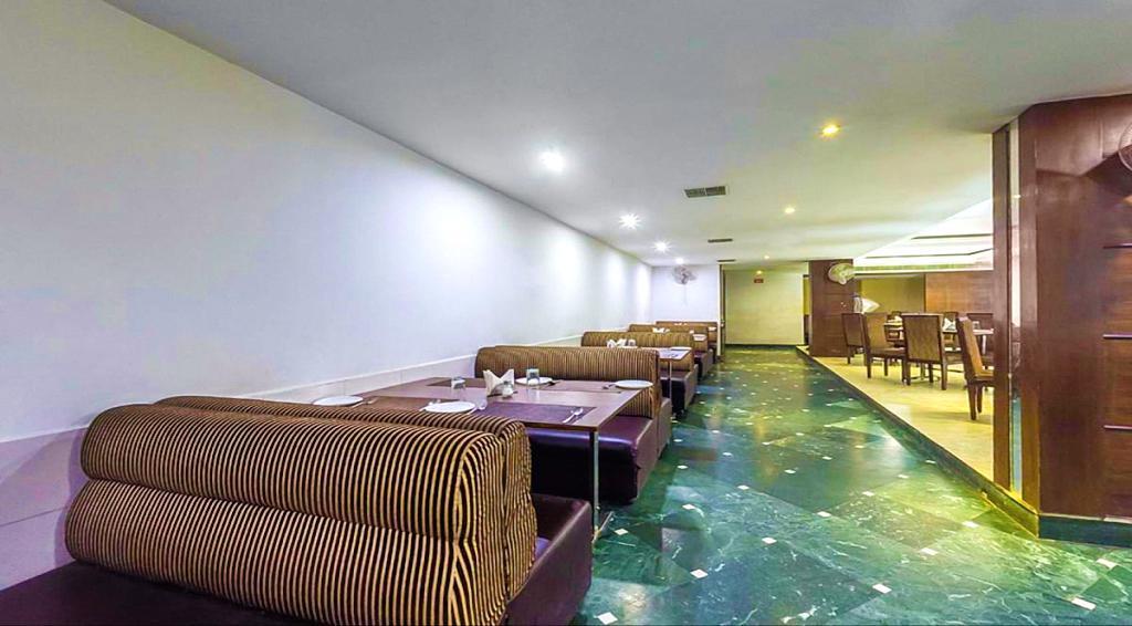 Hotel Central Park Ongole Dış mekan fotoğraf