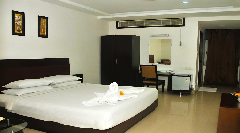 Hotel Central Park Ongole Dış mekan fotoğraf