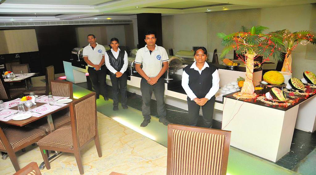 Hotel Central Park Ongole Dış mekan fotoğraf